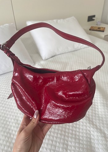 Zara Kırmızı Parlak Deri Kadın Çanta - Görsel 2