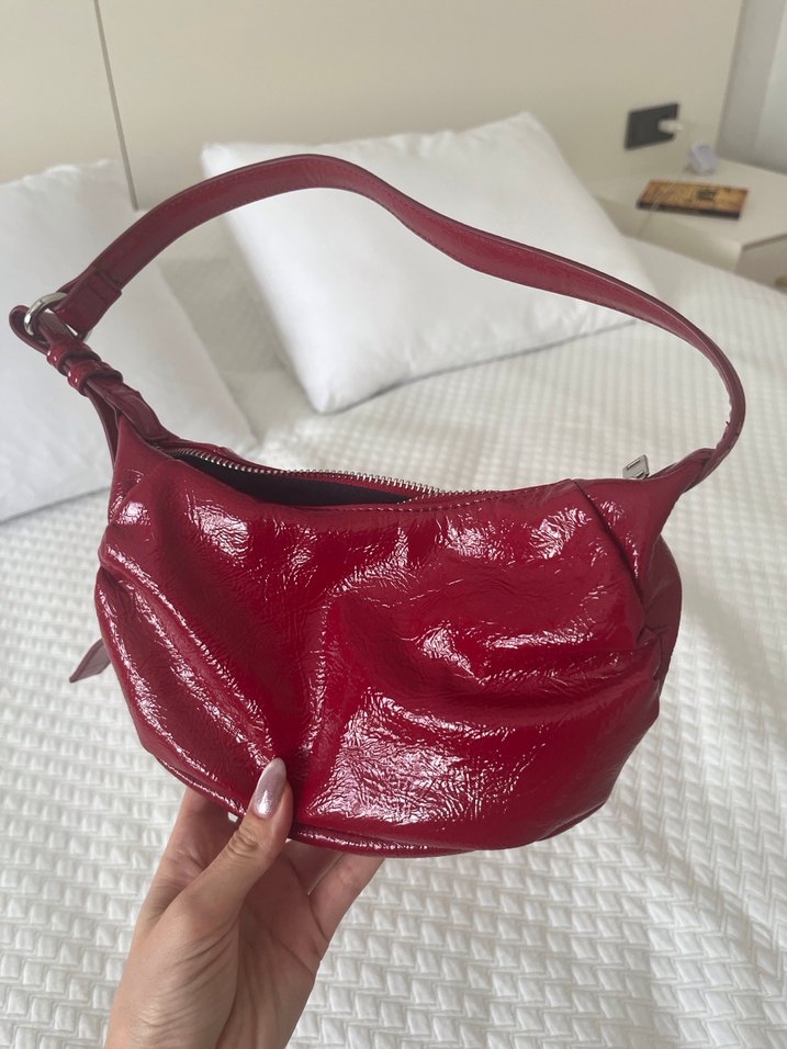 Zara Kırmızı Parlak Deri Kadın Çanta - Görsel 2