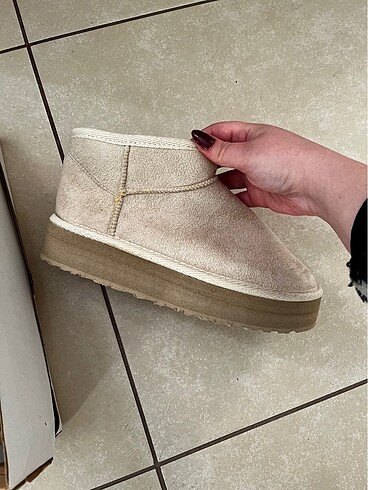 Ugg Bej Ugg