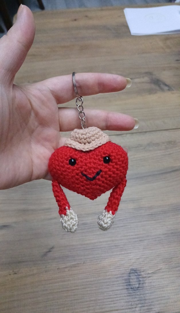 Renkli Örgü Kalp Anahtarlık - Görsel 2