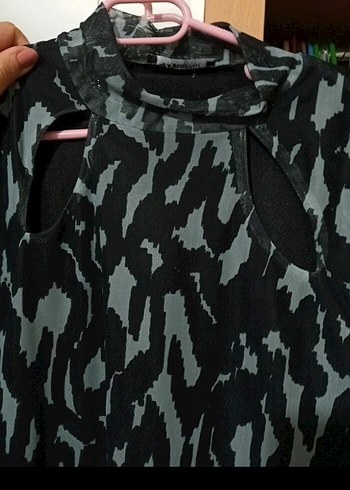 Şeffaf Detaylı Siyah Gri Mini Elbise - Görsel 3