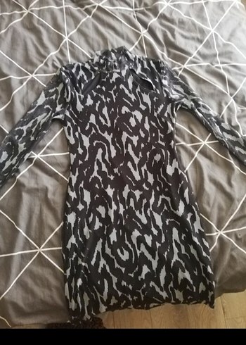 Şeffaf Detaylı Siyah Gri Mini Elbise - Görsel 6