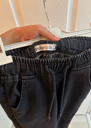 Kadın Siyah Kemerli Bol Kesim Boyfriend Pantolon - Görsel 4