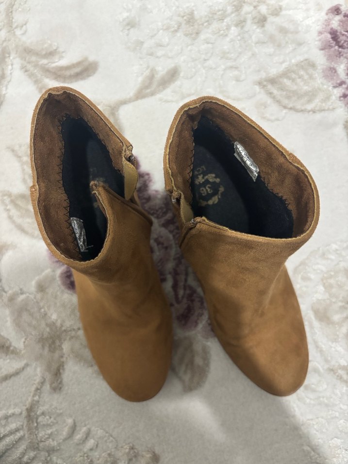 Kahverengi Süet Kadın Topuklu Bot - Görsel 4