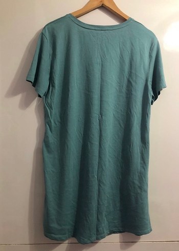 Turkuaz Baskılı Midi Kadın Tişört - Görsel 2