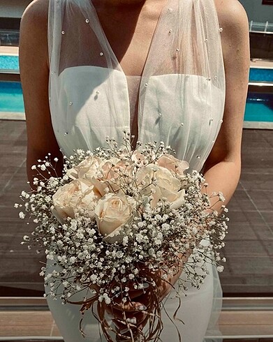 İnci detay nikah elbisesi