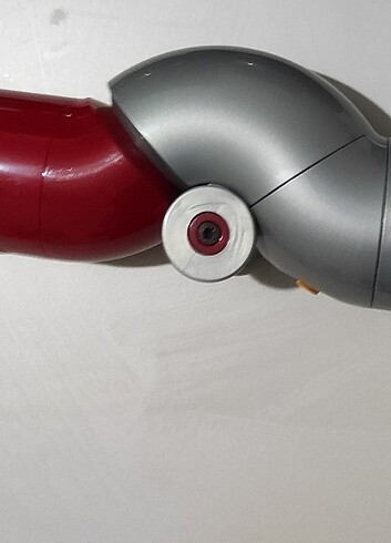 DYSON V10 Mobilya altı adaptörüi