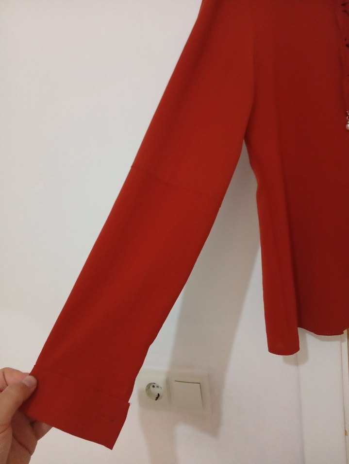 Kırmızı Uzun Kollu Zincir Detaylı Kadın Tunik - Görsel 2