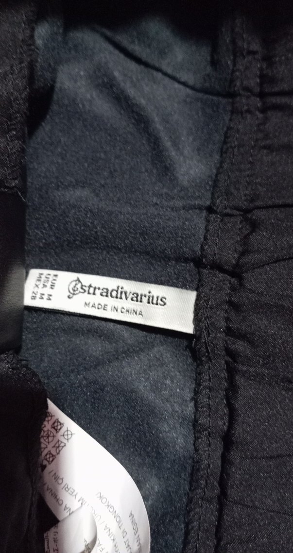 Siyah Deri Mini Şort Kemerli - Görsel 2