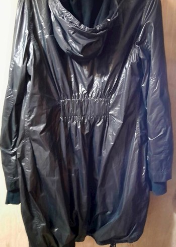 Siyah kadın Uzun Yağmurluk Fermuarlı - Görsel 3