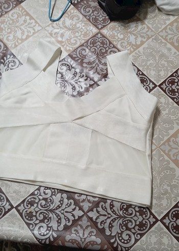 Beyaz V Yaka Dikişsiz krop - Görsel 2