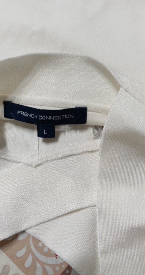 Beyaz V Yaka Dikişsiz krop - Görsel 3