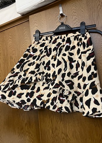 Zara Leopar Desenli Katmanli Mini Etek