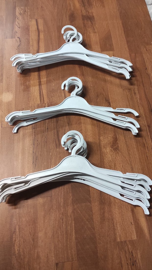 Beyaz Plastik Askılar - Görsel 2