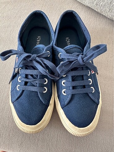 Superga ayakkabı