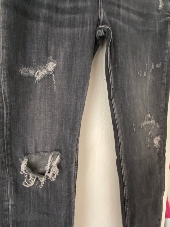 Gri Yırtık Bol Kesim Erkek Kot Pantolon - Görsel 2