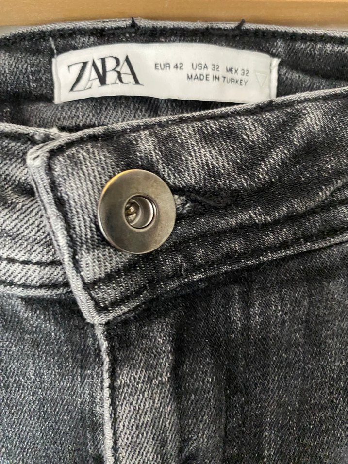 Gri Yırtık Bol Kesim Erkek Kot Pantolon - Görsel 4