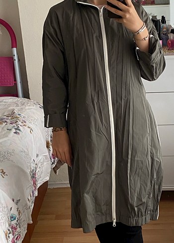 Gri Uzun Fermuarlı Kadın Trençkot