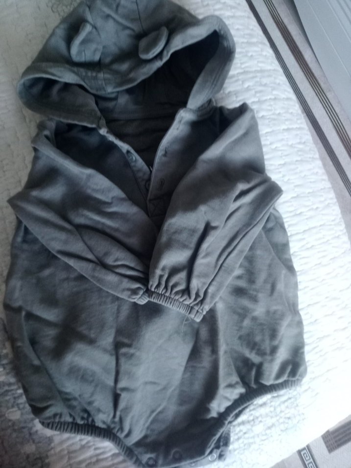 Kapüşonlu Gri Bebek Body - Görsel 5