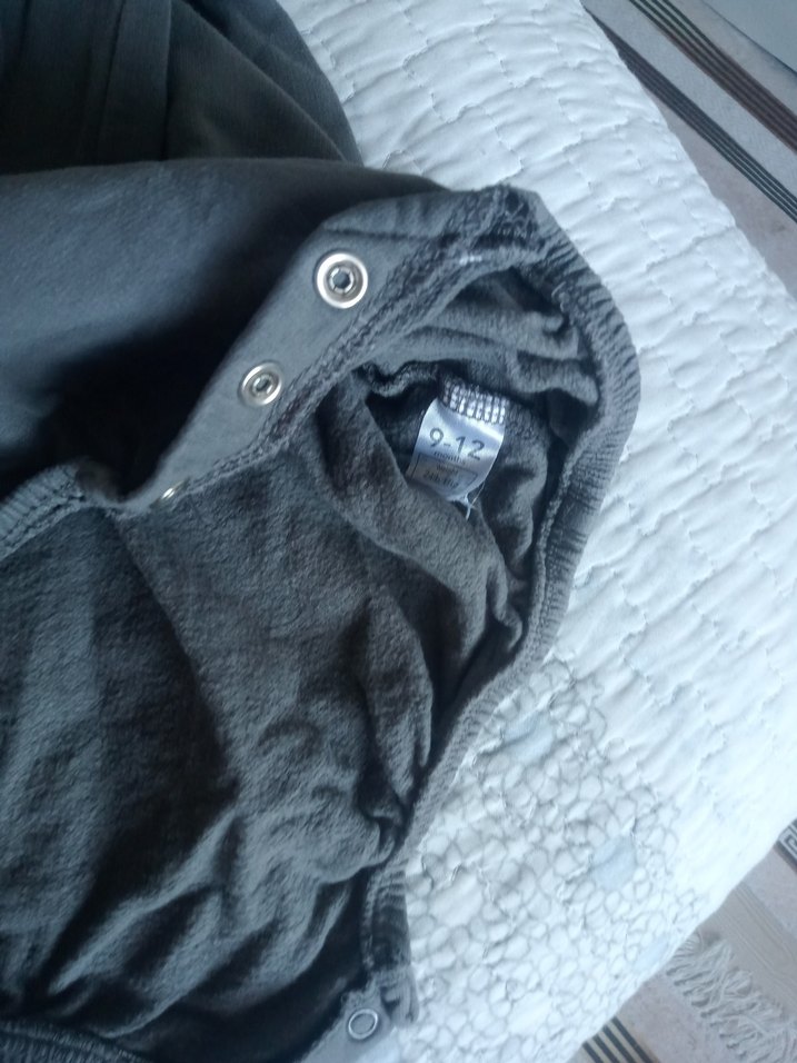 Kapüşonlu Gri Bebek Body - Görsel 4