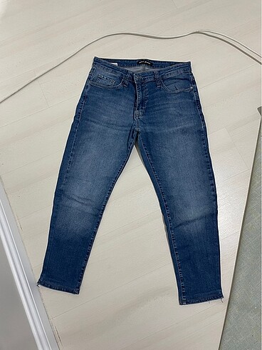 Mavi jean pantolon