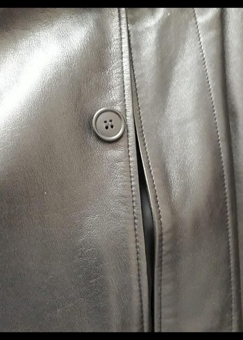 Düğmeli Siyah Deri Kadın Ceket - Görsel 2