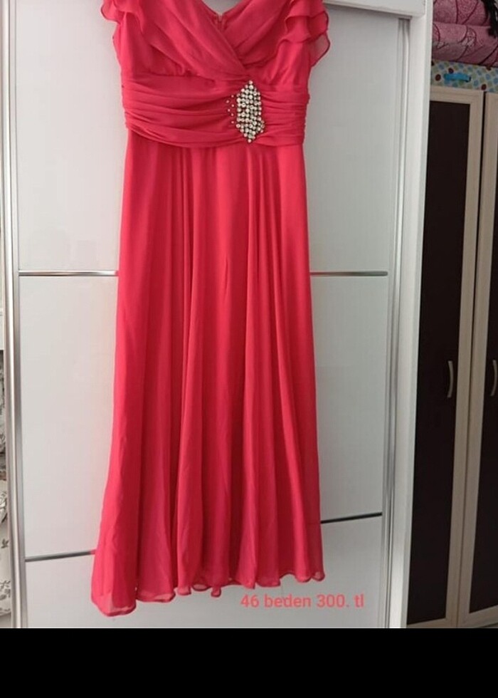 yılbaşı gecesi kırmızılar giyin - Görsel 4