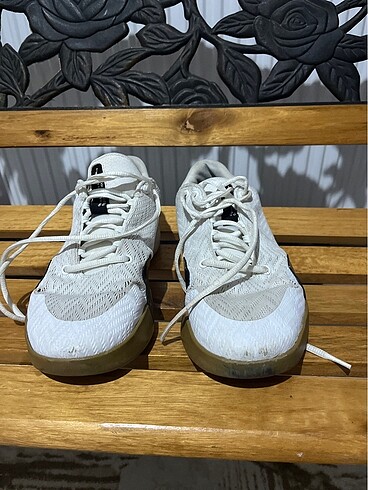 Spor ayakkabı orijinal