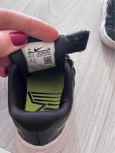 21 Beden Nike bebek ayakkabısı