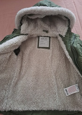 Erkek Çocuk Gri Kapüşonlu Kürklü Kaban - Görsel 3