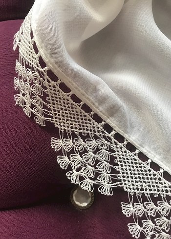 Dantel Detaylı Beyaz Kadın örtü - Görsel 3