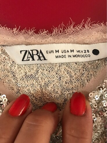 m Beden Zara pulu askılı likralı Gümüş MIDI elbise?