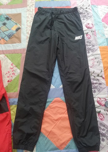 Nike Kırmızı-Siyah Erkek Rüzgarlık Takımı - Görsel 11