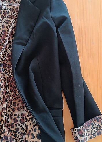 Trendyol & Milla Siyah Trendyol Milla leoparlı ceket