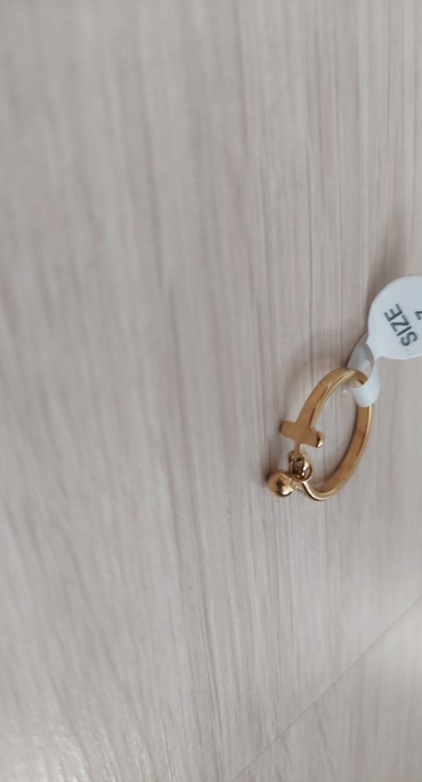 Çelik Altin Renkli Tokalı Kadın Yüzük - Görsel 2