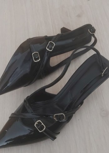 Siyah Rugan Tokalı Stiletto Topuklu Kadın Ayakkabı - Görsel 5