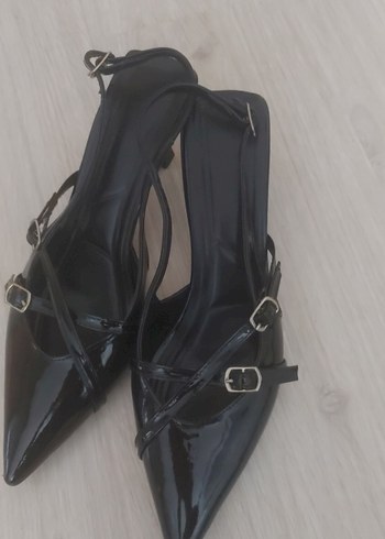 Siyah Rugan Tokalı Stiletto Topuklu Kadın Ayakkabı - Görsel 2