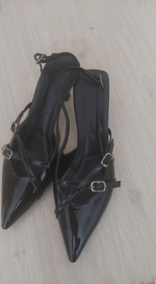 Siyah Rugan Tokalı Stiletto Topuklu Kadın Ayakkabı - Görsel 2