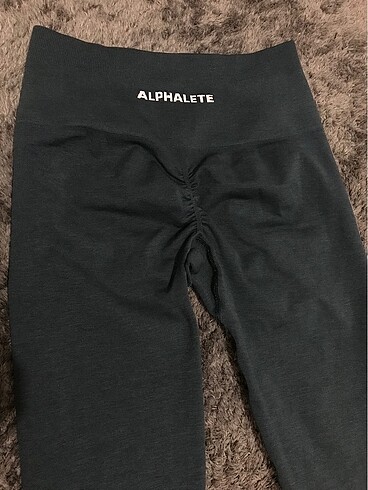 Alphalete tayt