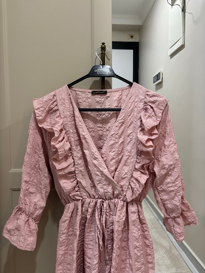 Pembe Fırfırlı Elbise - Görsel 3