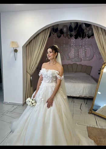 Straplez A Kesim Uzun Beyaz Gelinlik
