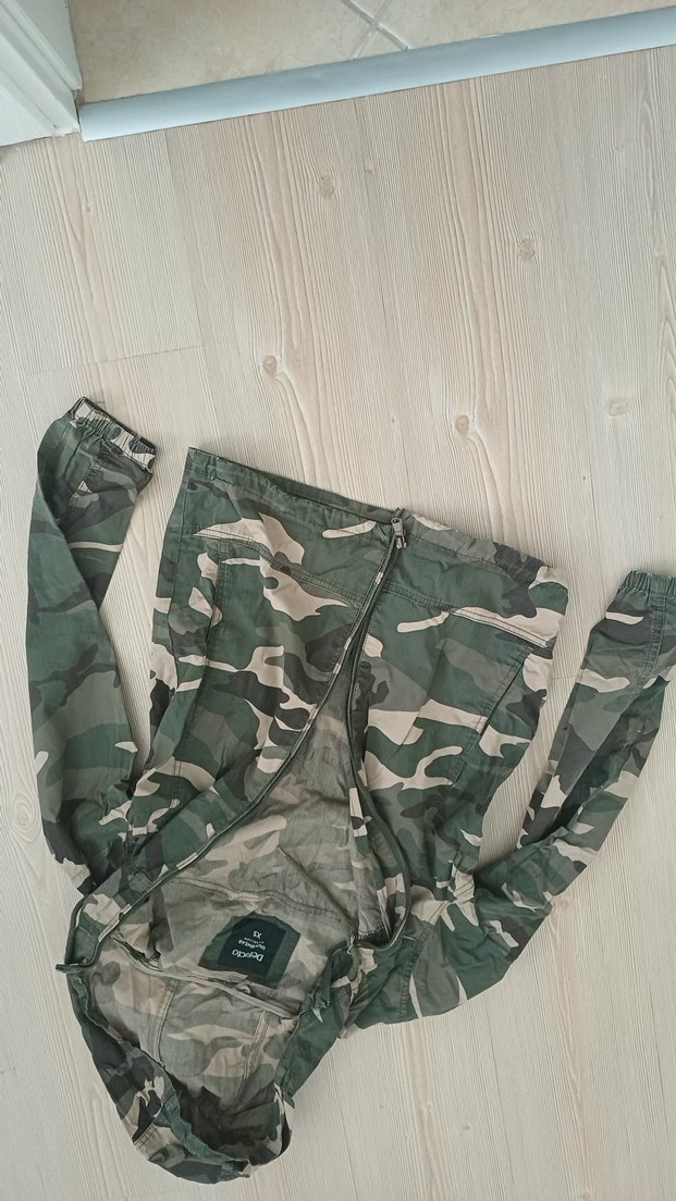 Erkek Kamuflaj Desenli Düğmeli Yağmurluk - Görsel 2