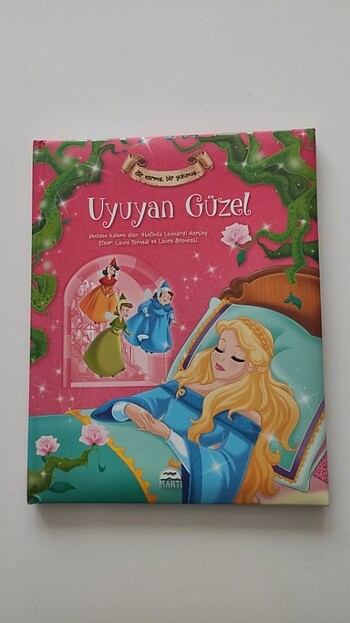 Uyuyan Güzel Hikaye Kitabı / Ciltli / Martı yayınları