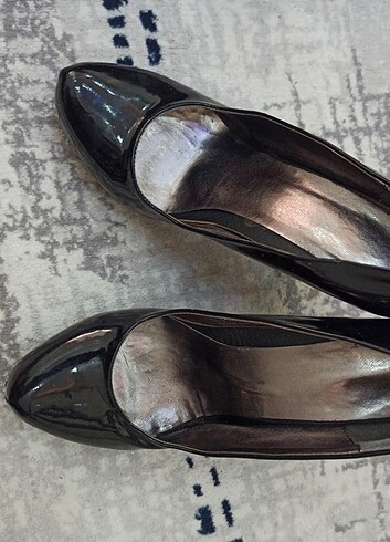 Stiletto topuklu ayakkabı