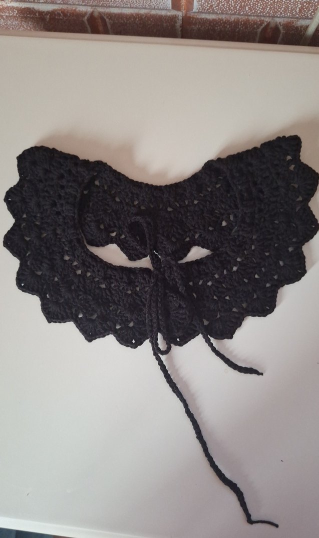 Dantel Detaylı Siyah Örgü Gotik Kadın Fular - Görsel 2