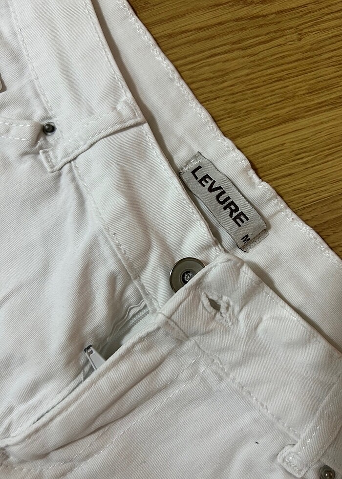 Beyaz şort mini m beden - Görsel 3