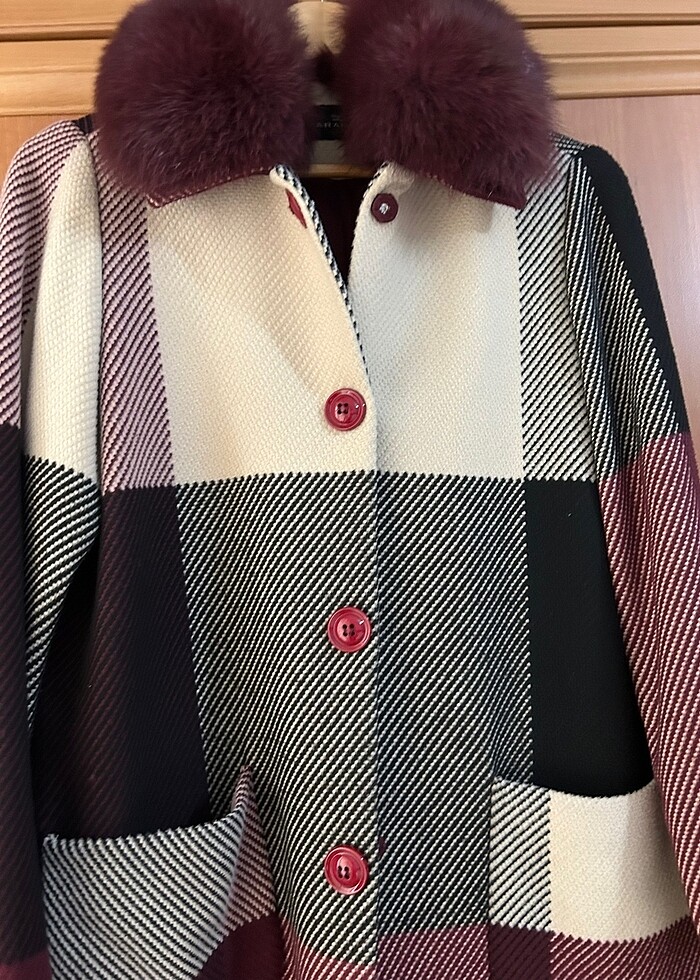 Parantez 38 beden kaban kürklü sorunsuz - Görsel 3