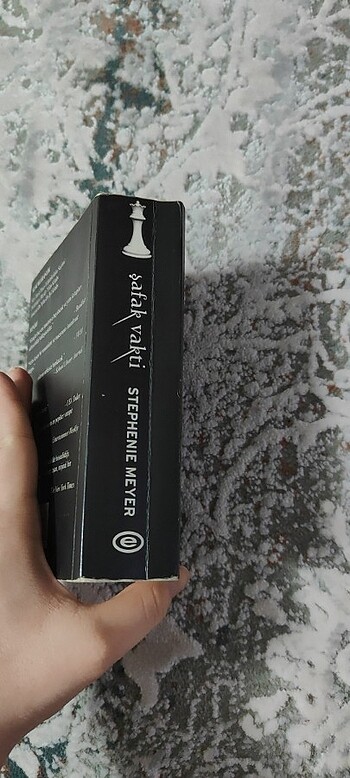  Beden Şafak vakti Stephenie meyer