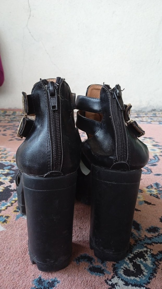 Siyah Deri Gotik Platform Topuklu Ayakkabı - Görsel 4