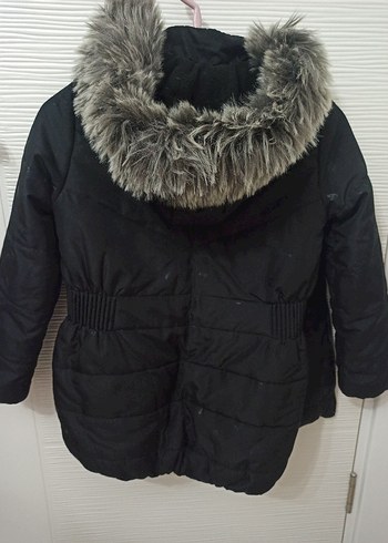 Kız Çocuk Siyah Kürklü Kaban - Görsel 2